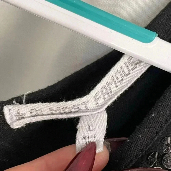 Almost Famous bat wing firework sequins shirt - Picture 4 of 4